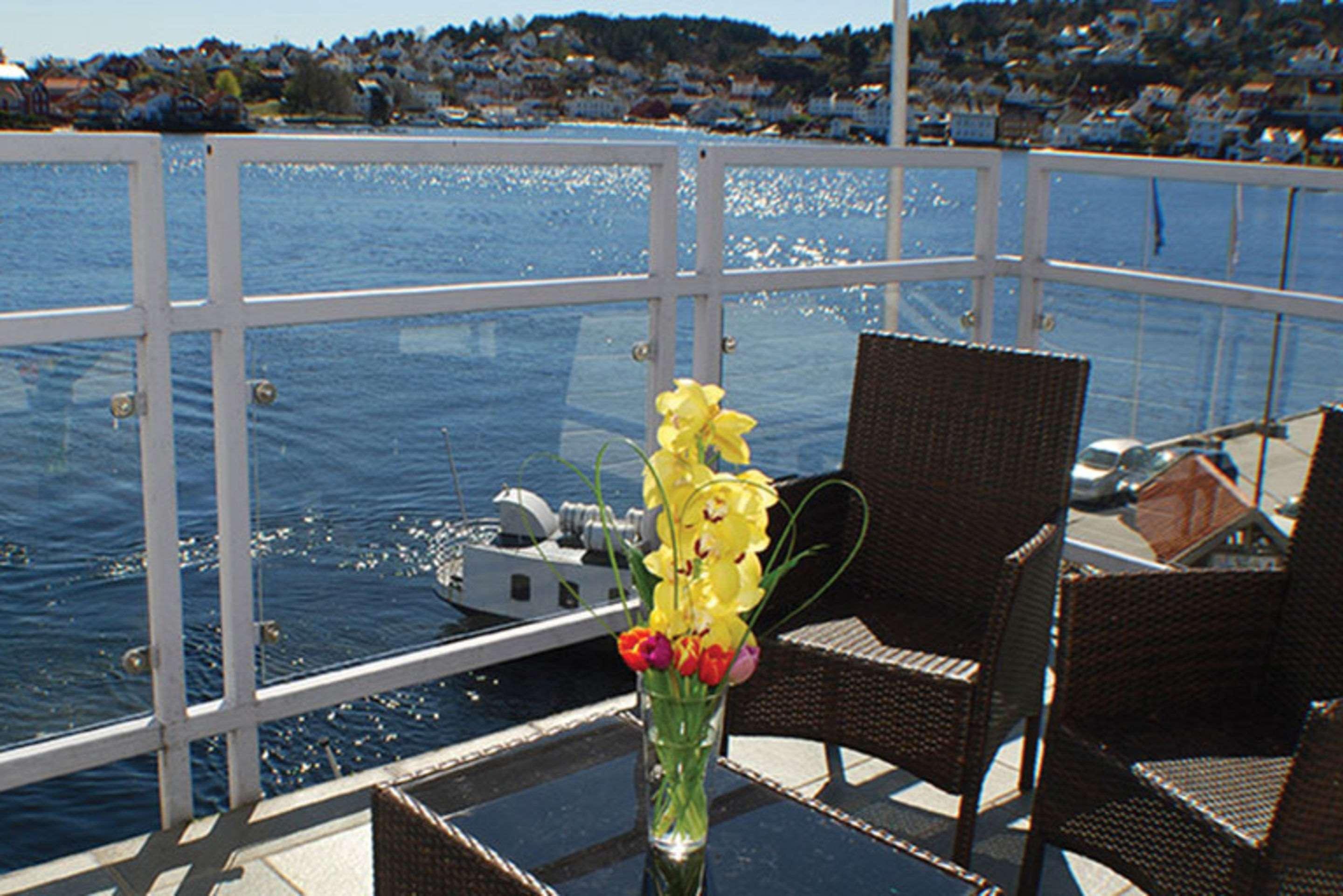 Clarion Hotel Tyholmen Arendal Exterior photo